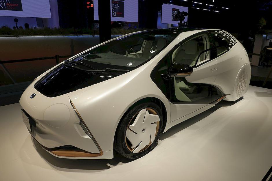 Toyota se v mobilno prihodnosti podaja z znamko Kinto | Avtor: MatijaJanežič