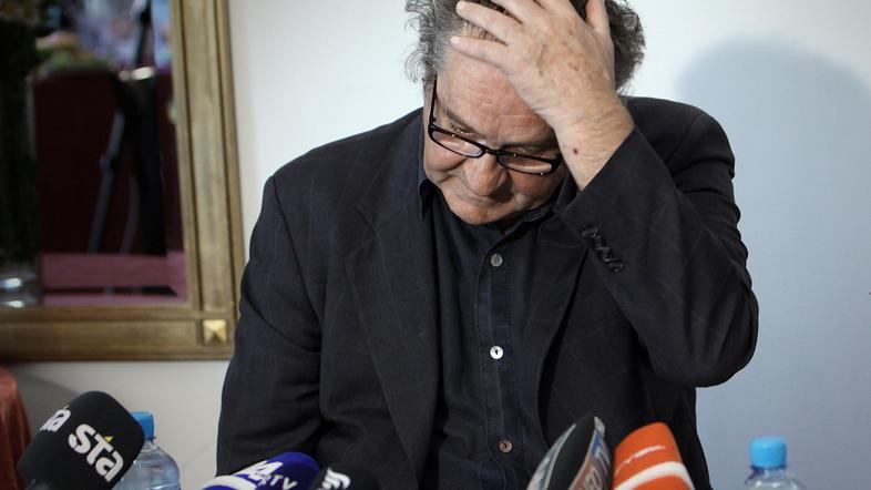 Ivo Ban (na fotografiji) je včeraj v Drami pričakoval Petra Sotoška, a tega ni b