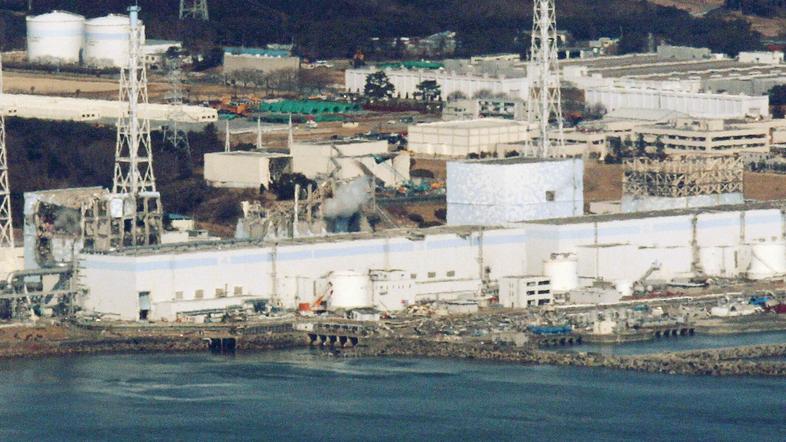 Poškodovana elektrarna v Fukušimi (Foto: Reuters)