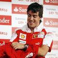 Fernando Alonso ima svoja palca zavarovana za 10 milijonov evrov. (Foto: Reuters