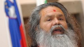 Swami Maheshwarananda