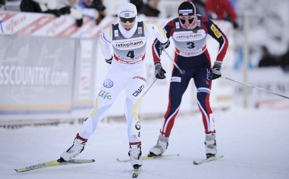 тур де ски гонка преследования женщины сегодня. лыжные гонки тур де ски 2021 гонка преследования. тур де ски 2022 женщины фото. ингвильд хольте бигднес рост.
