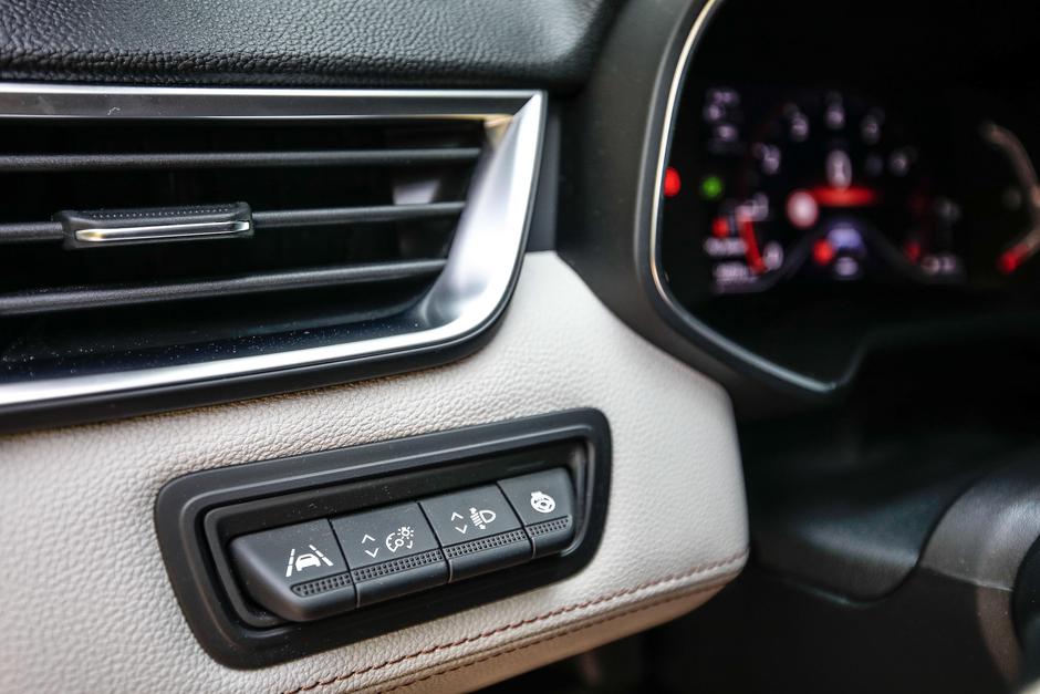 Renault Clio Initiale | Avtor: Saša Despot