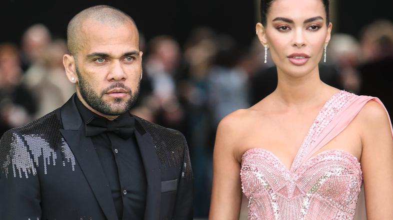 Dani Alves in Joana Sanz