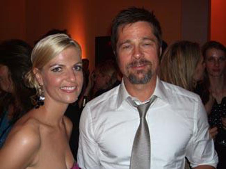 Še nasmeh za oboževalce in Angelino ...