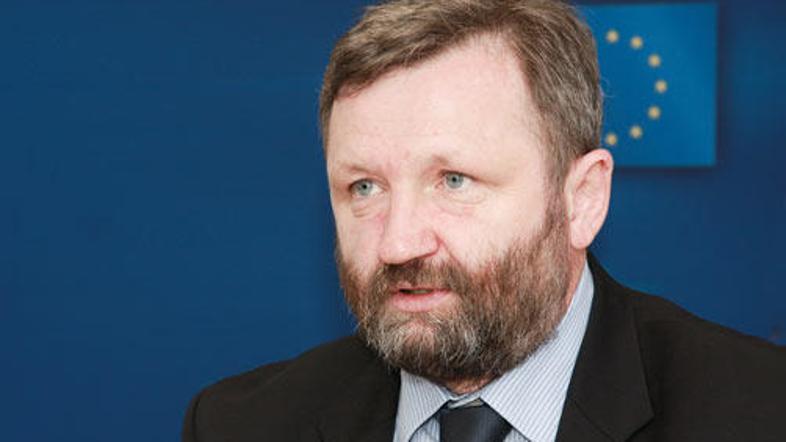 Stranka SLS je tudi uradno vložila kandidatno listo za evroposlance.