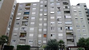 slovenija 10.06.13. primorska, novogoriska ulica, Ulica Gradnikove brigade, blok