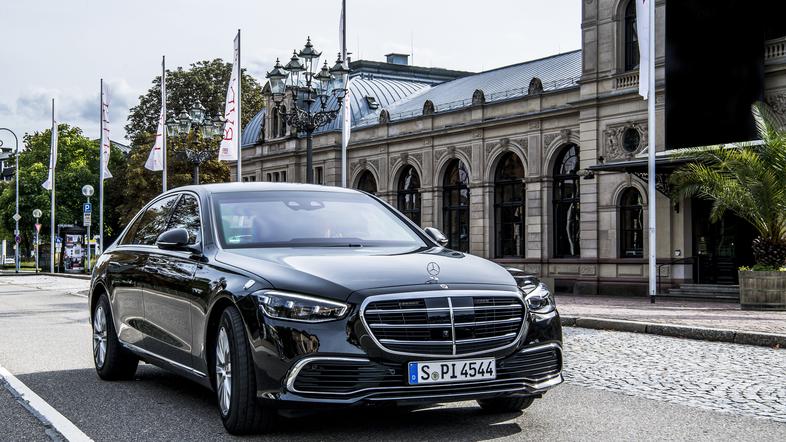mercedes-benz S680 guard