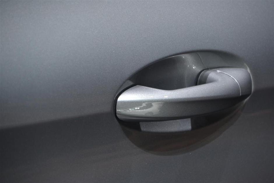 Mercedes | Avtor: Gregor Prebil