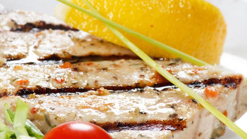 Po želji lahko file pripravite tudi brez šampinjonov. (Foto: Shutterstock)