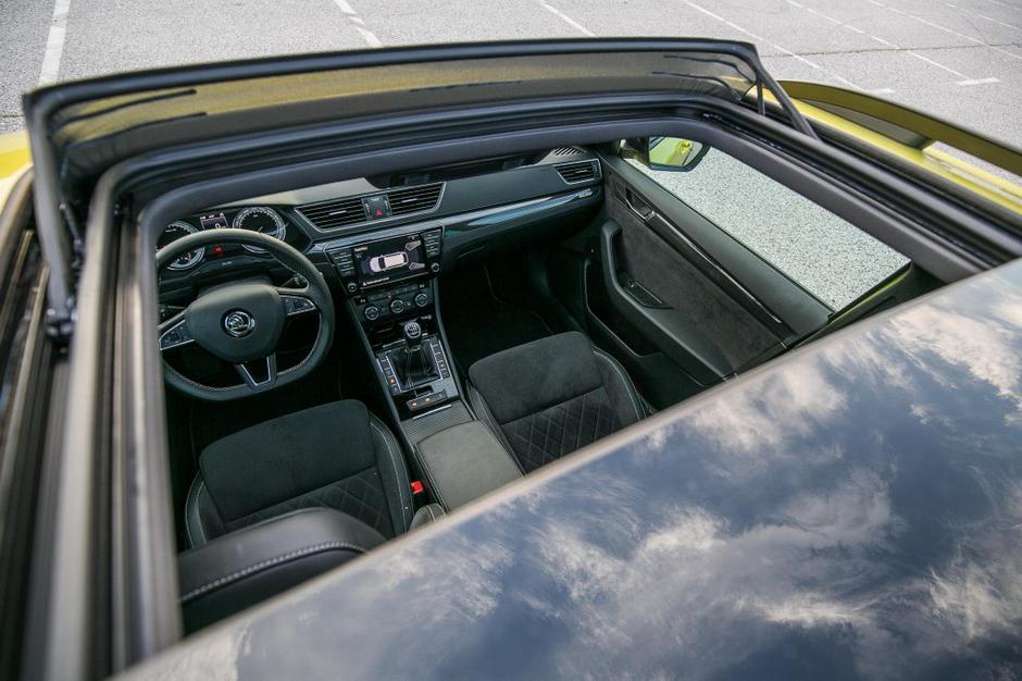 Škoda superb sportline | Avtor: Saša Despot