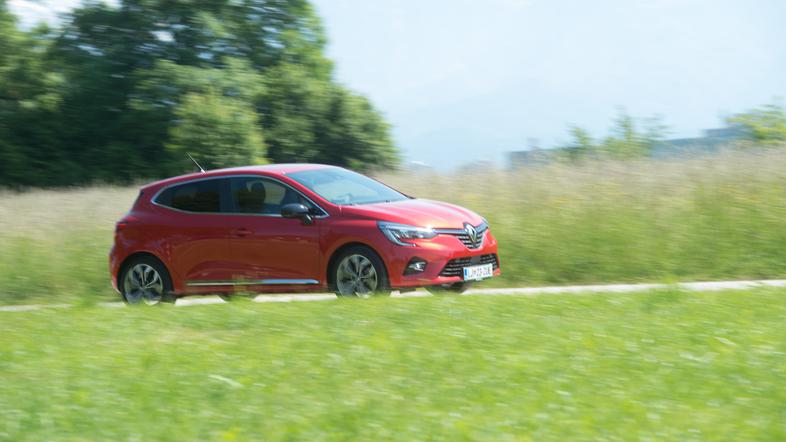 renault clio I feel Slovenia TCe 90