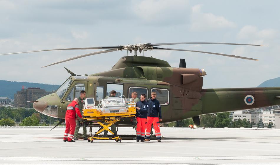 Pilot moral ugasniti luči: Med poletom prišlo do nevarnega incidenta