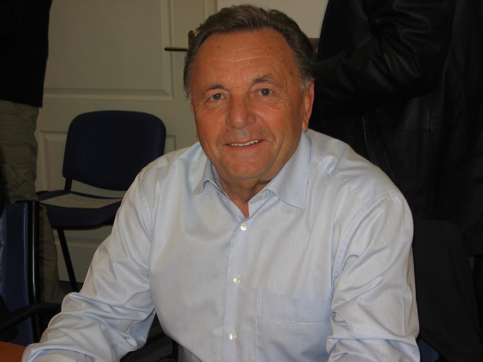 Podprli bomo le vladni amandma, nobenega  drugega, zagotavlja Anton Urh iz DeSUS