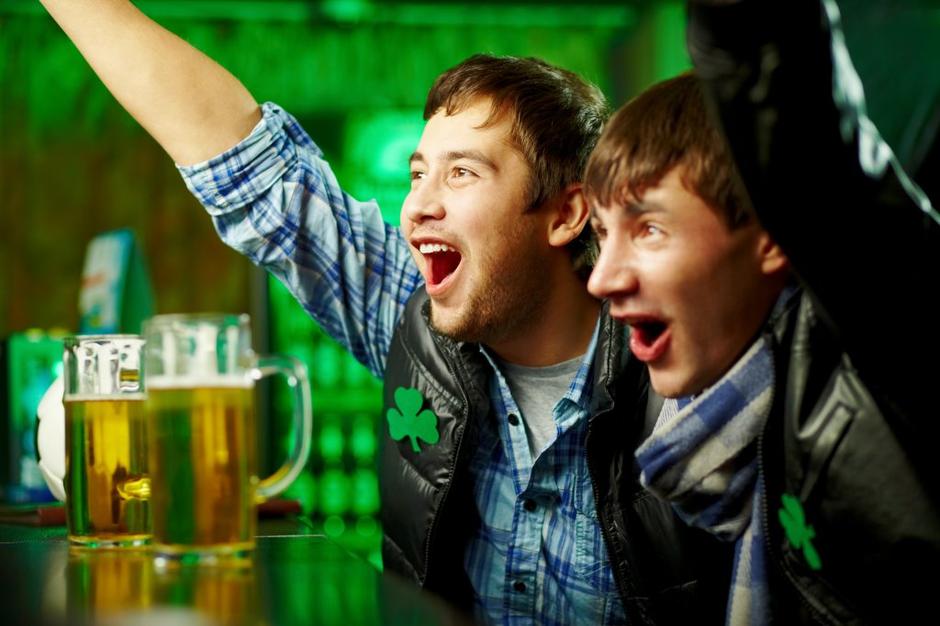 Navijanje z alkoholom | Avtor: Shutterstock