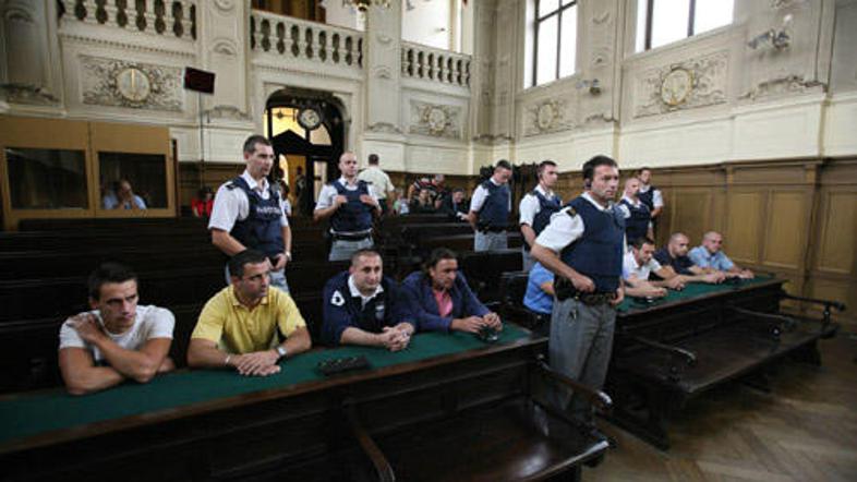 Skupina je s Kosova v Slovenijo pretihotapila 188 kilogramov heroina, 123 kilogr