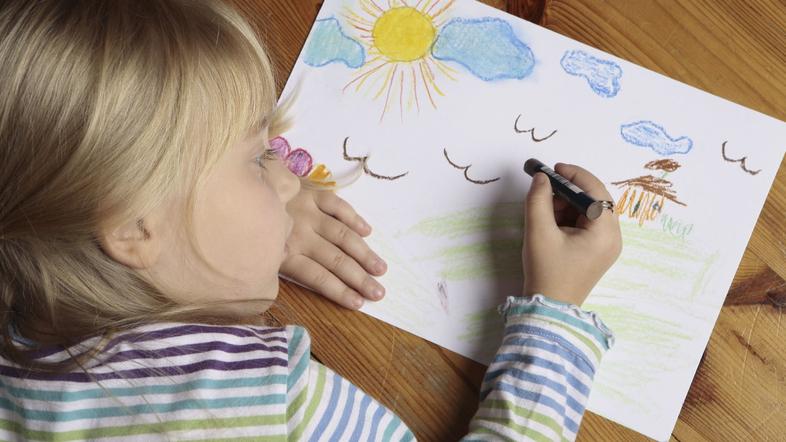 Današnji dobrodelni koncert z licitacijo otroških risb se bo v Linhartovi dvoran