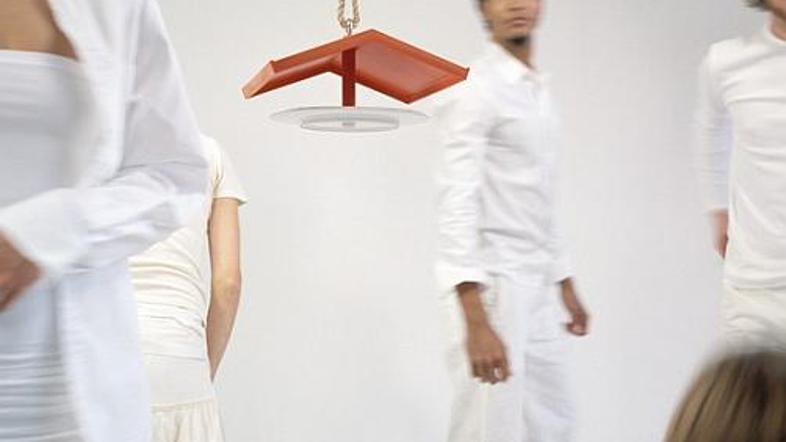 Ptičja hišica za razvajene pernate jedce ...