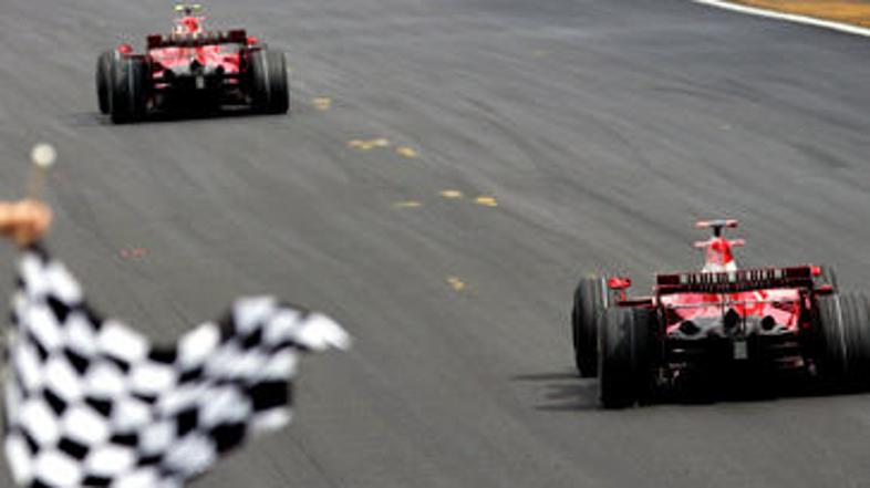 Zavesa je padla, Räikkönen je prvak.