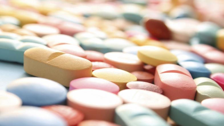 zivljenje02.04.08...tablete...zdravila...foto: iStockphoto...