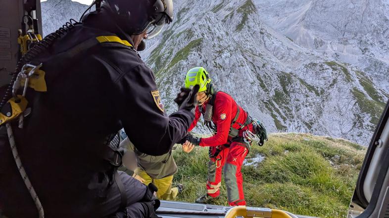 Helikoptersko reševanje v gorah