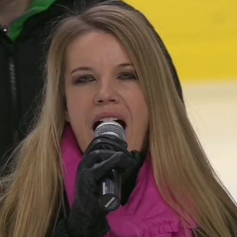 Ana Soklič Tivoli himna