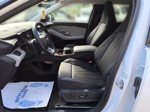 Ford Explorer EV PREMIUM dv.elektr.79kWh 250 kW at AWD-ZALOGA