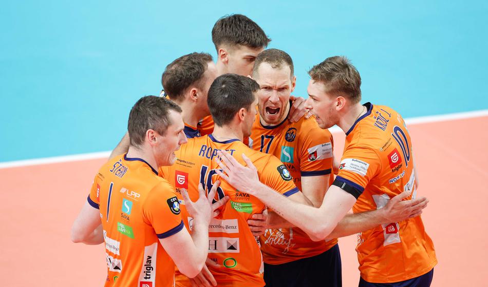 ACH Volley do nove lovorike