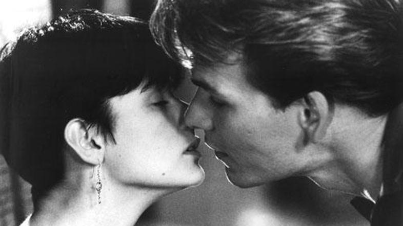Patrick z Demi Moore v filmu Duh.
