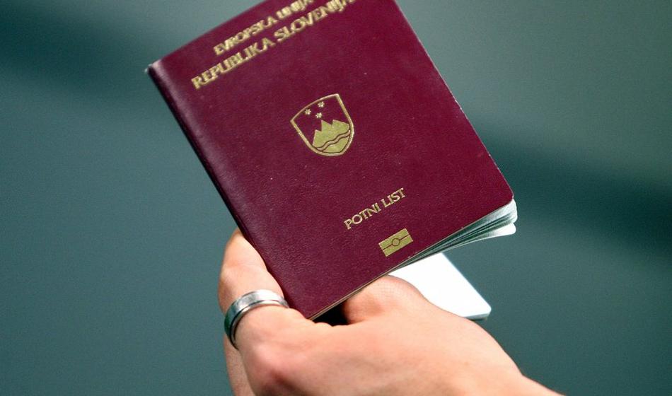 Velika novost pri izdelovanju novih potnih listov in osebnih izkaznic
