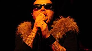 Poklicani v divjino z bendom The Cult