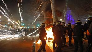 Francija Pariz protesti pokojninska reforma