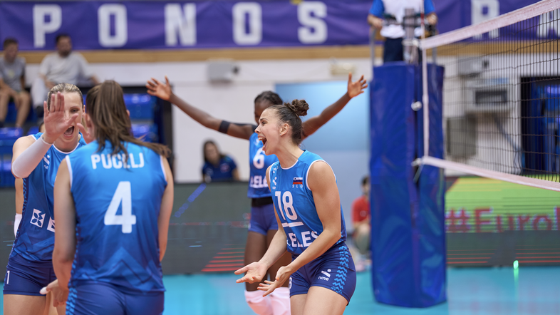 Slovenska ženska odbojkarska reprezentanca