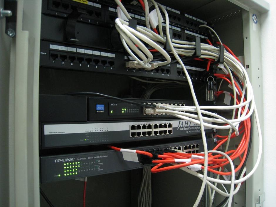 Telekomunikacije | Avtor: Andrej Leban