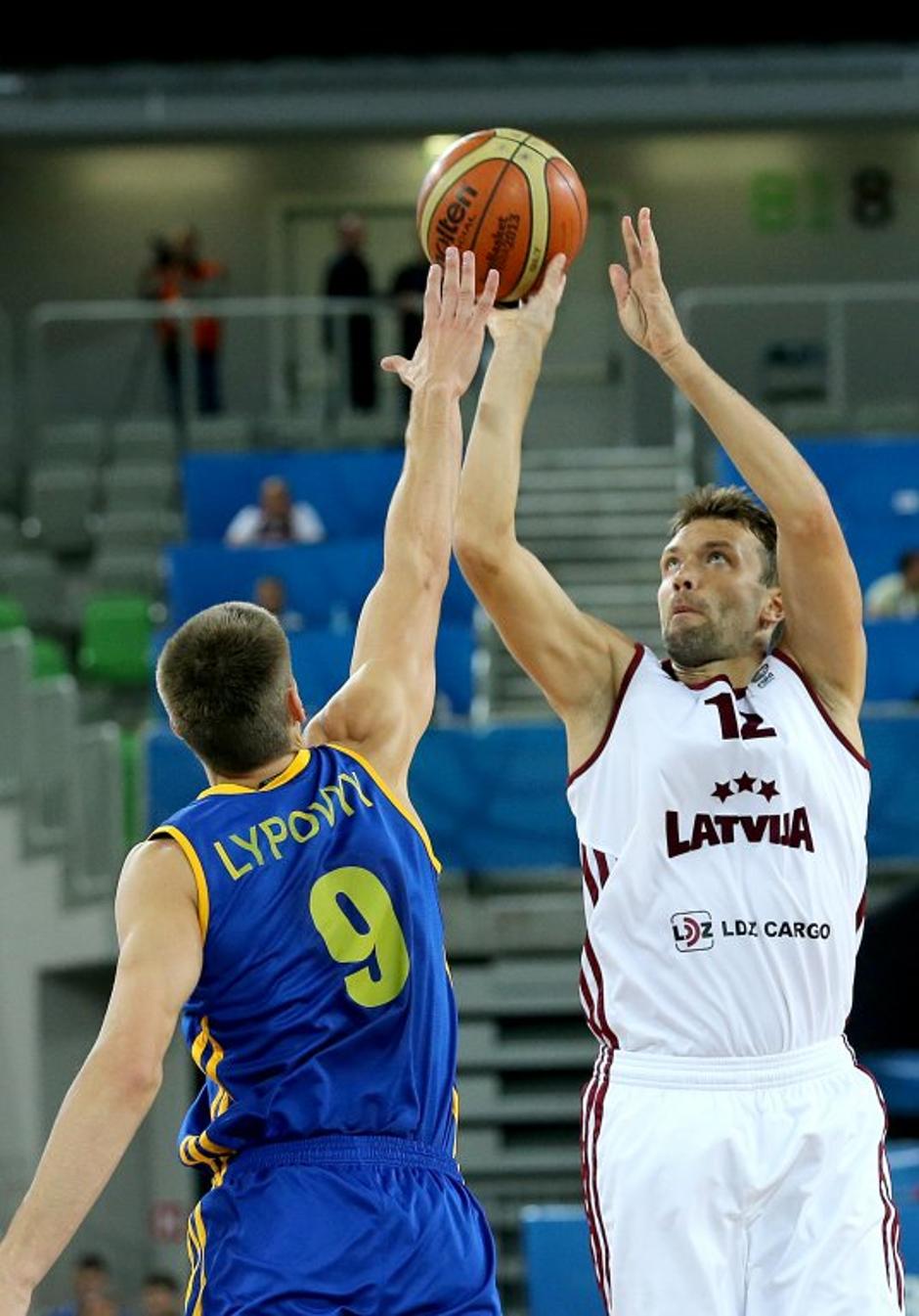 Janicenoks Lipovi Latvija Ukrajina EuroBasket | Avtor: EPA