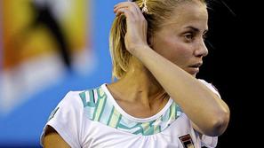 Jelena Dokić se je vrnila med sto najboljših na svetu.