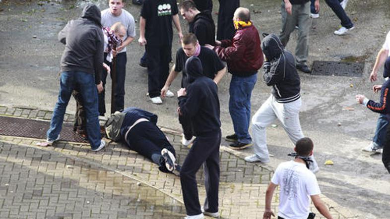 V Široki Brijeg je po navedbah oblasti v nedeljo prišlo 500 navijačev Sarajeva i