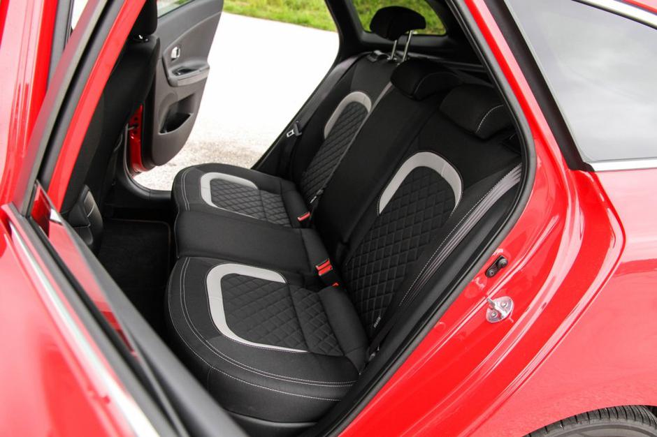 Veliki primerjalni test družinskih karavanov | Avtor: Gašper Pirman/Avtomobilizem.com