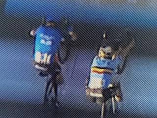 Giulio Ciccone in Remco Evenepoel na ciljni črti