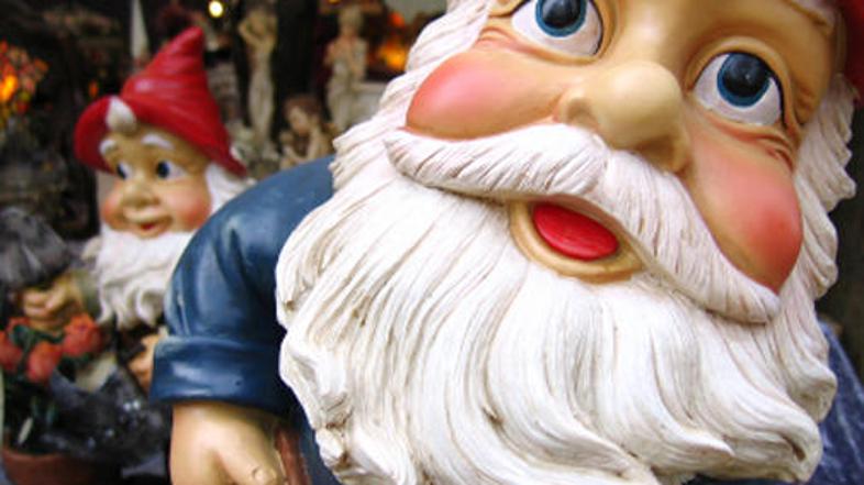 Malim glinenim možicljem se ni mogel upreti.