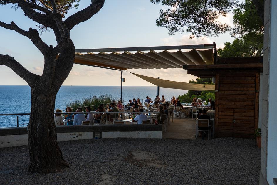 Španija gostinski lokal poletje