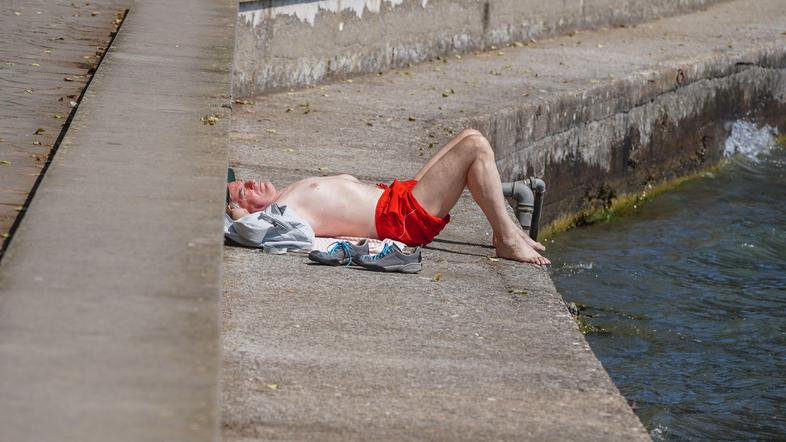 Vročina, vroče poletje, vreme, plavanje