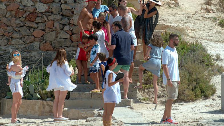 Cristiano Ronaldo z družino na počitnicah