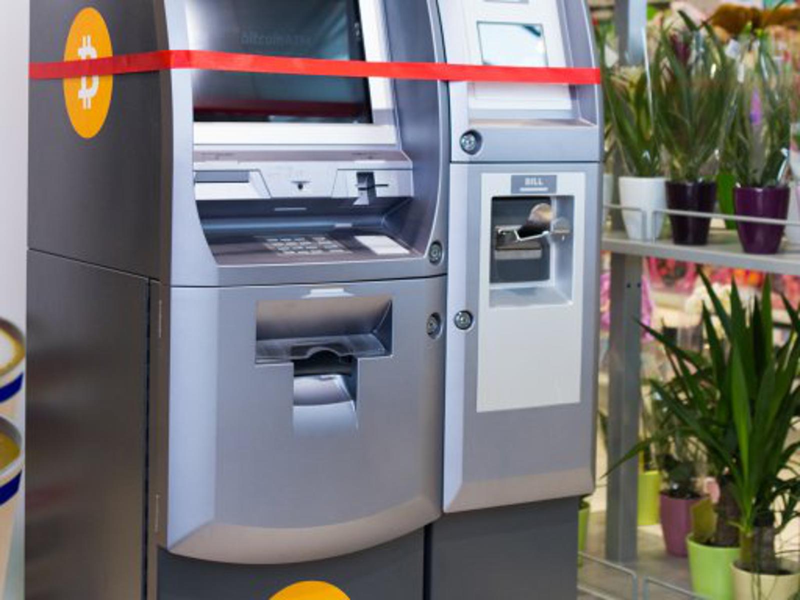 V Sloveniji že štirje bankomati z bitcoini - Žurnal24