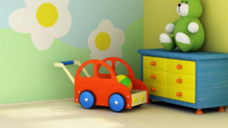 Stene prepleskajte z nežnimi barvami.