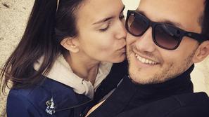 Voditelja Blaž Jarc in Nataša Gavranič