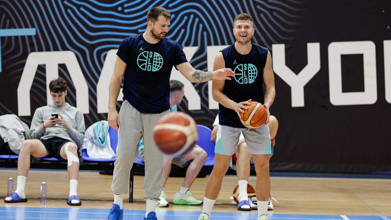eurobasket 2025, trening slovenska košarkarska reprezentanca, luka dončić, edo murić
