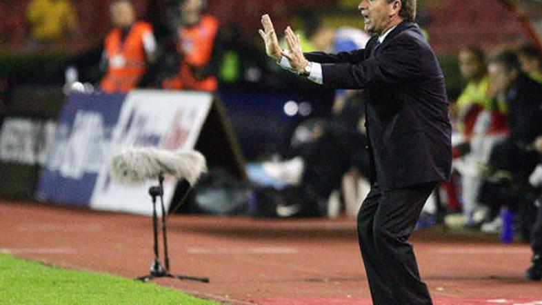 Javier Clemente na eni od tekem srbske reprezentance, ki jo je vodil leto in pol