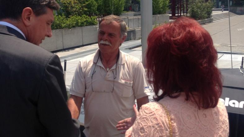 Slovenija 04.07.13, Borut Pahor, Vlasta Nussdorfer, obisk stavkajoèega, parlamen