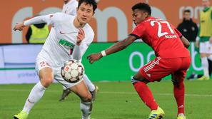 Bayern München :  Augsburg